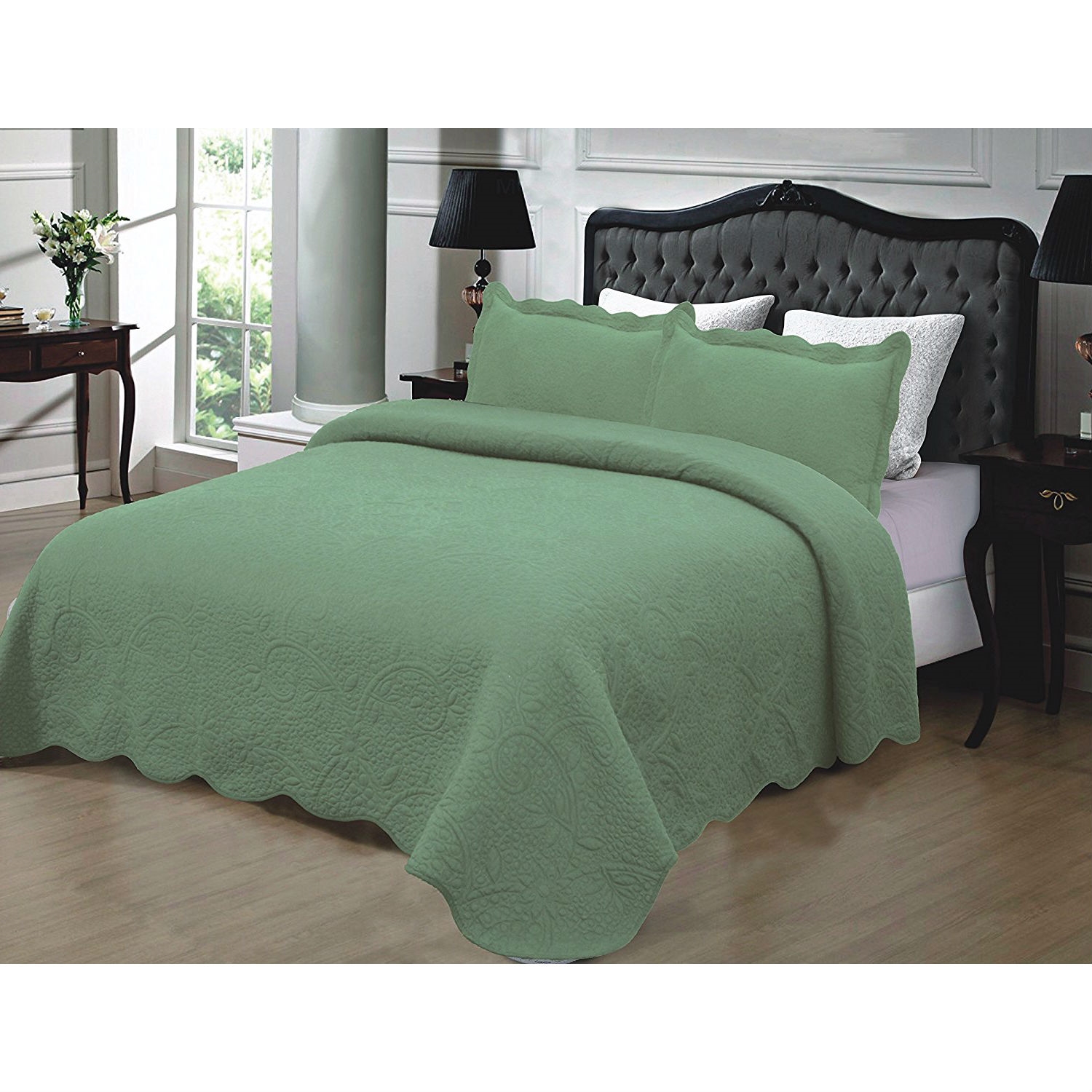 Cal King 3-Piece Quilted Cotton Bedspread with Shams in Sage Green
