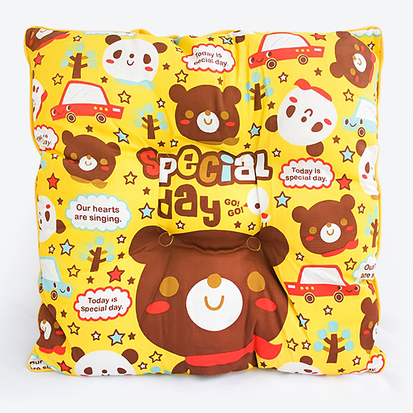 [Special Day - Bear] Chair Seat Cushion / Chair Pad  (15.8 by 15.8 inches)